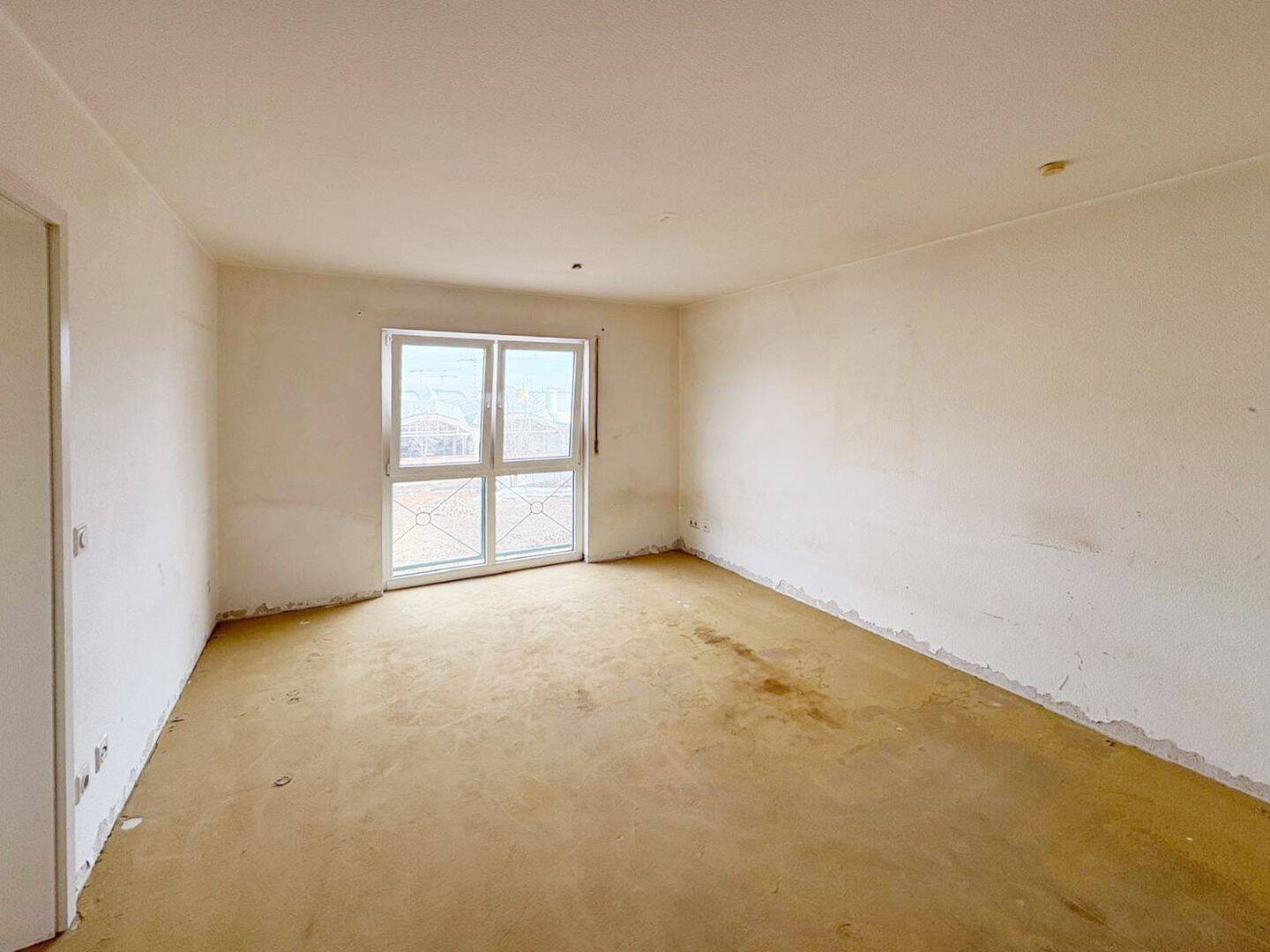 Gestalten statt Kompromisse: 2-Raum-Wohnung mit Potenzial – Dresden – Vorschaubild 6