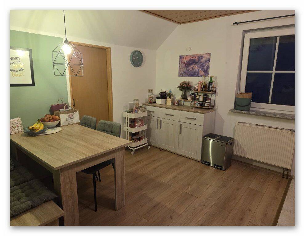 *** 2-ZIMMER IN BURGOBERBACH MIT EBK UND ECKWANNE,ABSTELLRAUM***