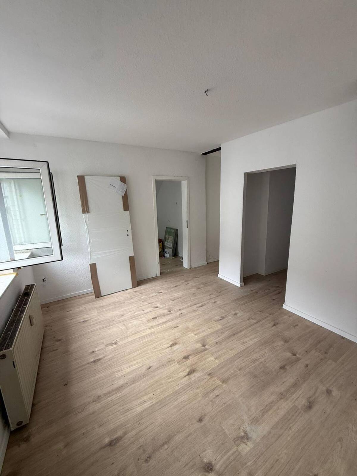 Geräumige und helle 2,5 Zimmer Wohnung in Rotthausen - ideal für Singles und Paare – 45884 Gelsenkirchen – Bild 1 von 8