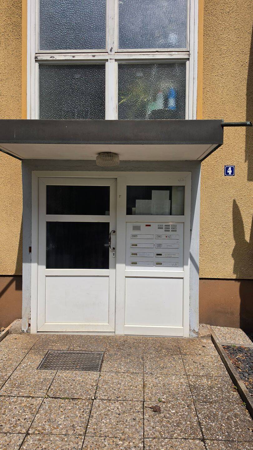 Leerstehende 2-Zimmer-Wohnung mit Balkon – flexibel nutzbar in Nürnberg-Schweinau – Nürnberg – Vorschaubild 2