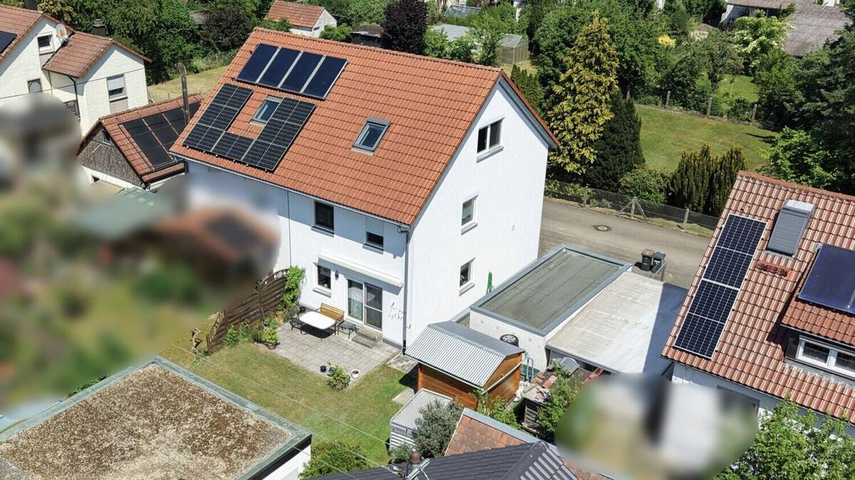Familienleben mit Freiraum – 89233 Neu-Ulm – Bild 1 von 9