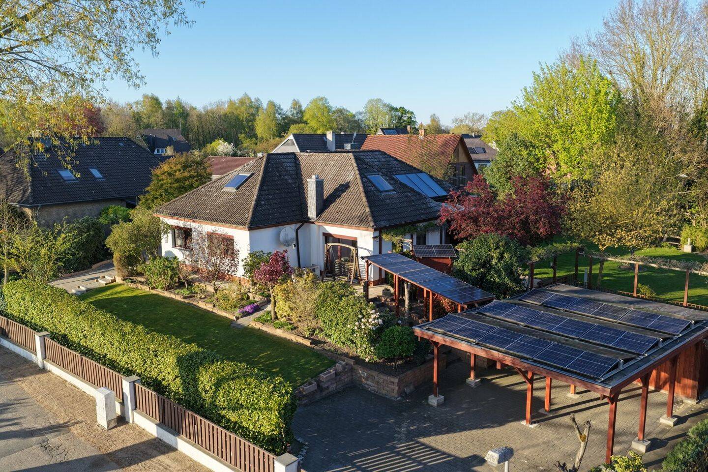 Einfamilienhaus mit Einliegerwohnung direkt an der Natur, energetisch saniert – Bremen – Vorschaubild 3