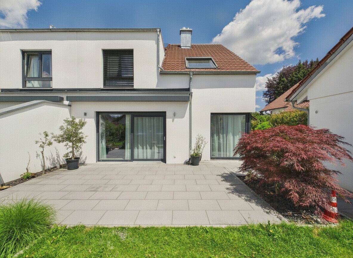 Modernes Zuhause mit Stil, Komfort und durchdachten Details in begehrter Wohnlage von Ergolding – Ergolding – Vorschaubild 4