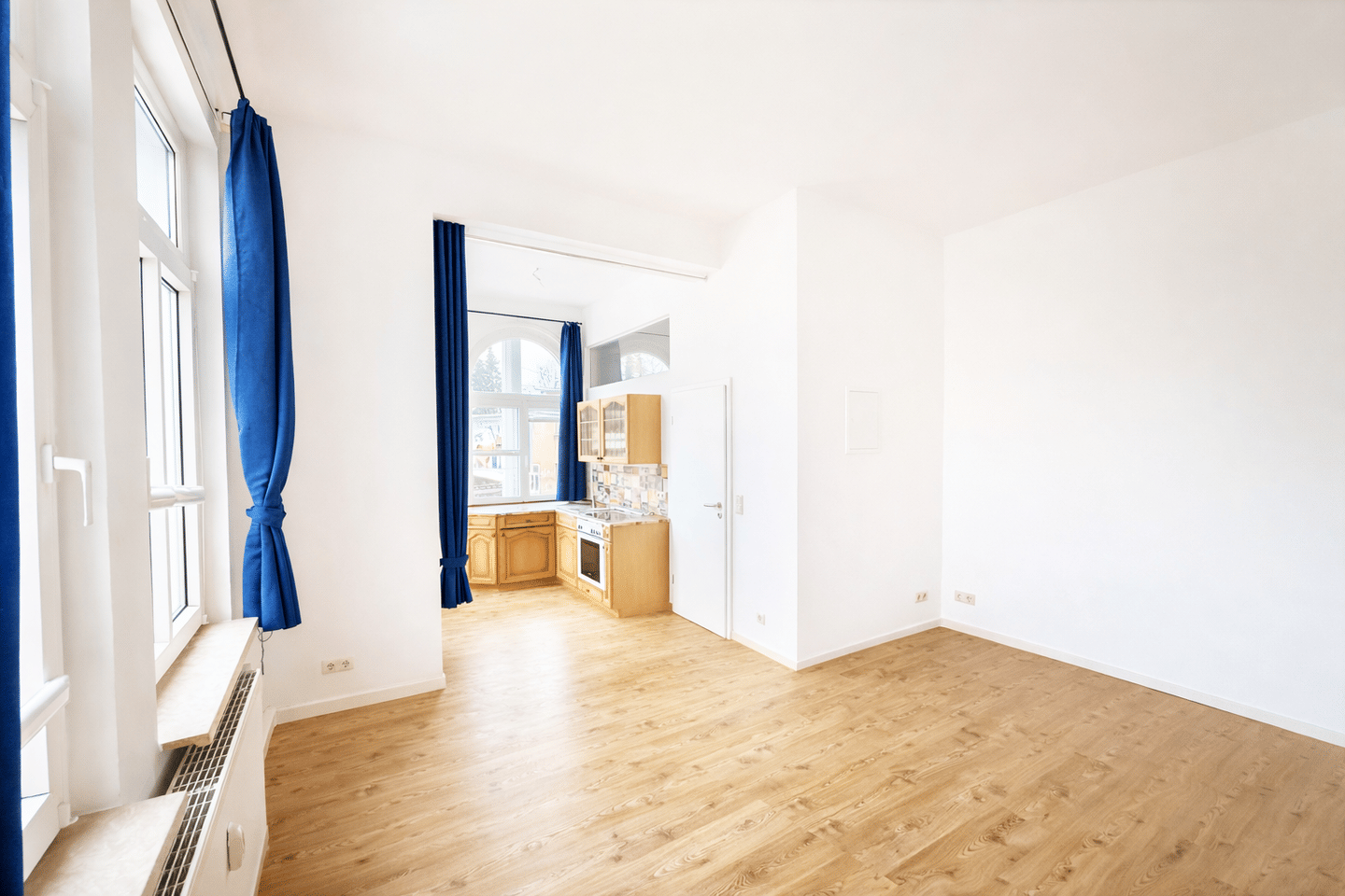 Helle Einzimmerwohnung frisch saniert – Jena – Bild 1 von 2