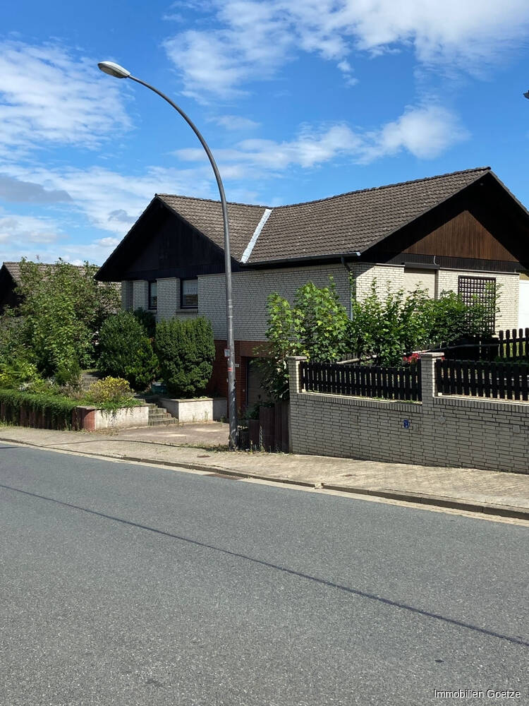 Großzügiges Zweifamilienhaus mit Doppelgarage! – Salzgitter – Vorschaubild 5