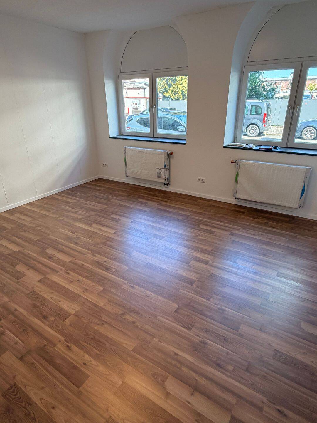 3 Zimmer Wohnung mit Terrasse und neuer EBK in 90441 Nürnberg – Nürnberg – Vorschaubild 4