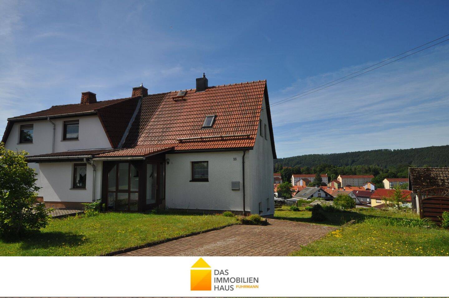 Doppelhaushälfte in der Zella-Mehliser Siedlung