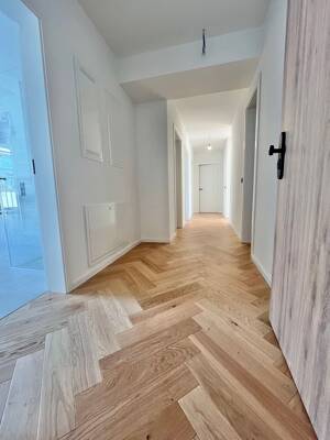 Lichtdurchflutete Endetage mit Balkon und 22 m² Dachterrasse – 20144 Hamburg – Vorschaubild 2
