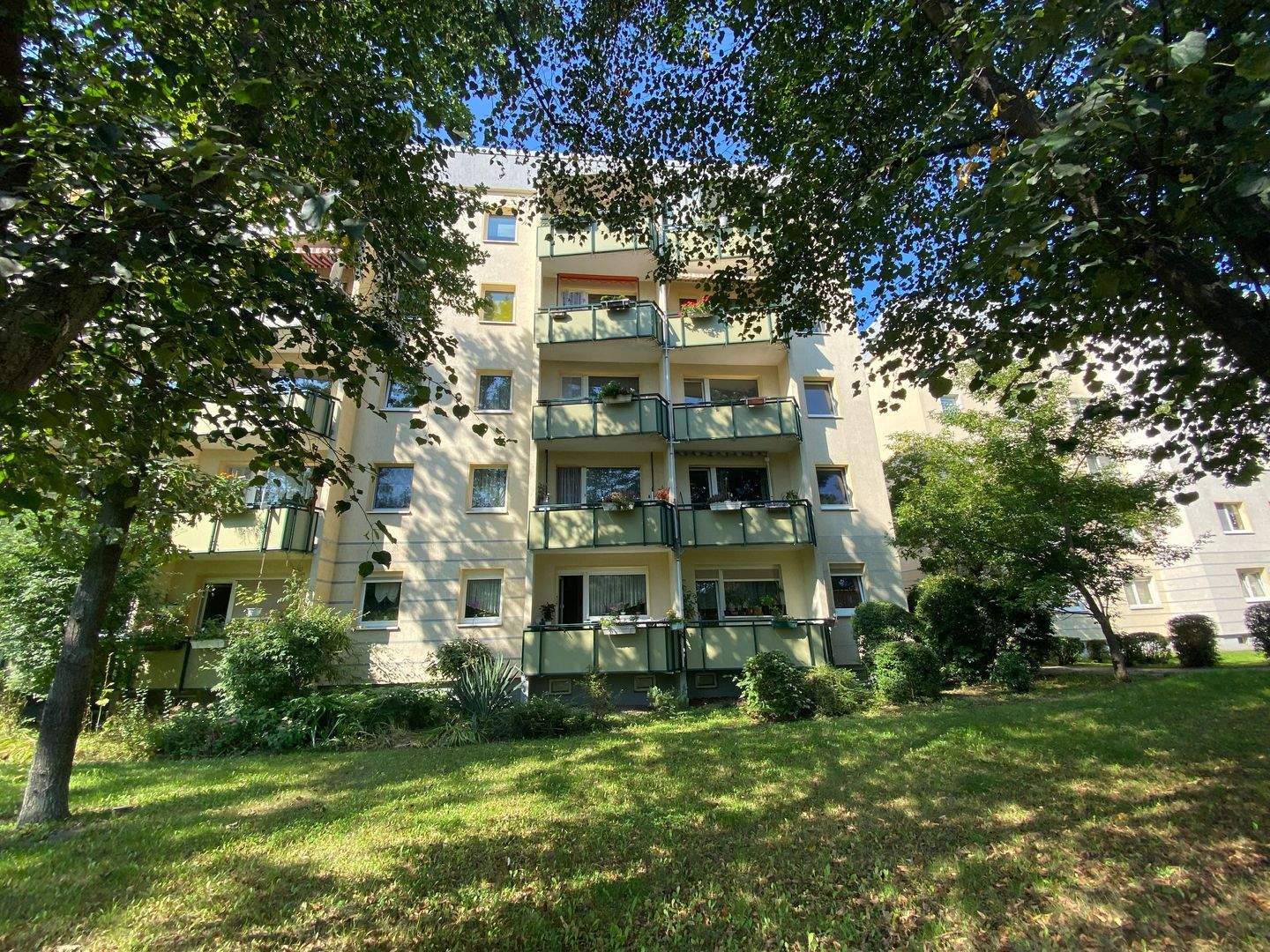 Günstige 3-Zimmer-Wohnung für Kapitalanleger – Erfurt – Bild 1 von 2