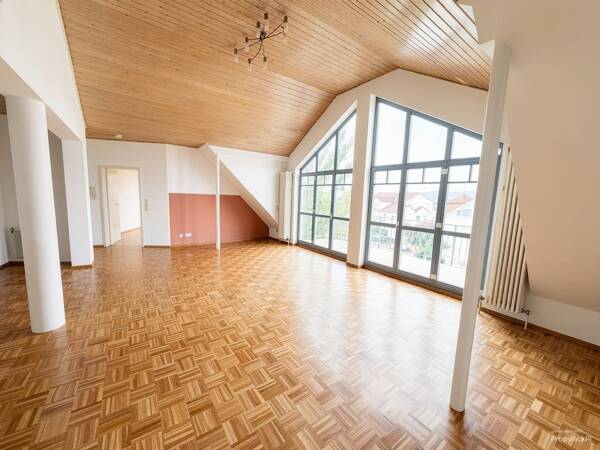 Dachgeschosswohnung in 55218 Ingelheim am Rhein mit 90,78 m² kaufen