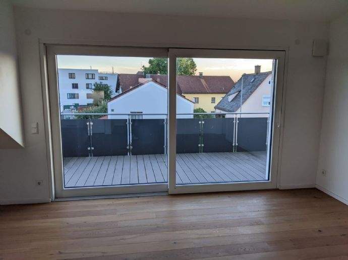 Barrierefrei & Sorgenfrei Wohnen in Ringsee – Ideal für Senioren (von der Tiefgarage mit dem Aufzug bis in die Wohnung) – Ingolstadt – Vorschaubild 8