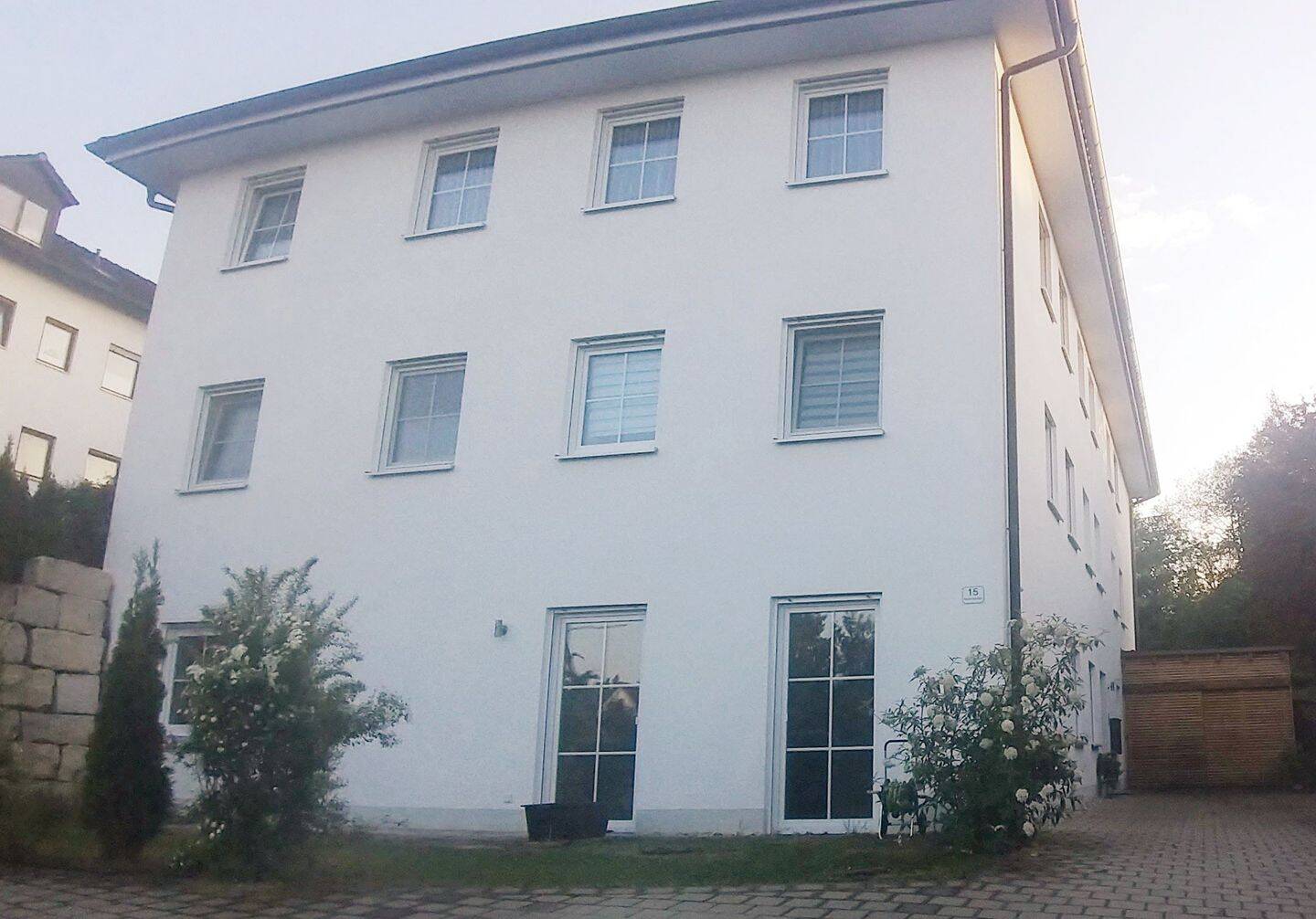 Großzügige, anspruchsvolle 2,5-Zimmer-Wohnung in TOP-Lage von Rottenburg zu mieten.