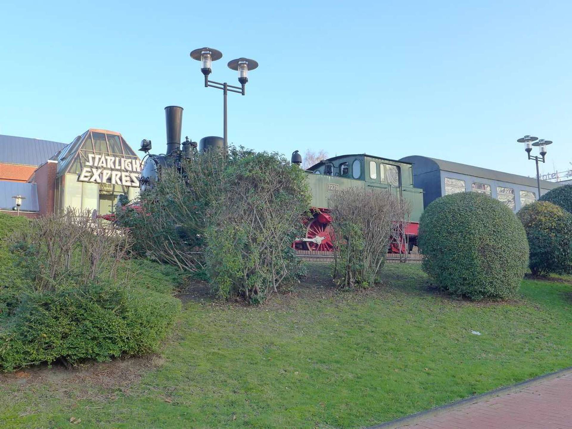 Haus in 44866 Bochum-Wattenscheid mit 410 m² kaufen