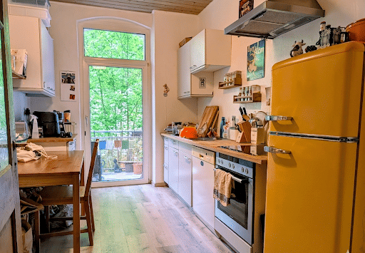 Stilvolle Altbauwohnung mit Südbalkon beim Dutzendteich – Nürnberg – Vorschaubild 5
