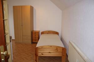 1-Zimmer Wohnung, Dach, saniert