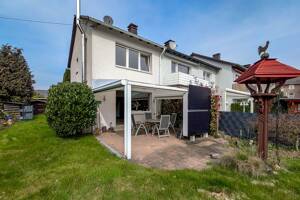 Reihenendhaus - mit Garten - Sehr gepflegt