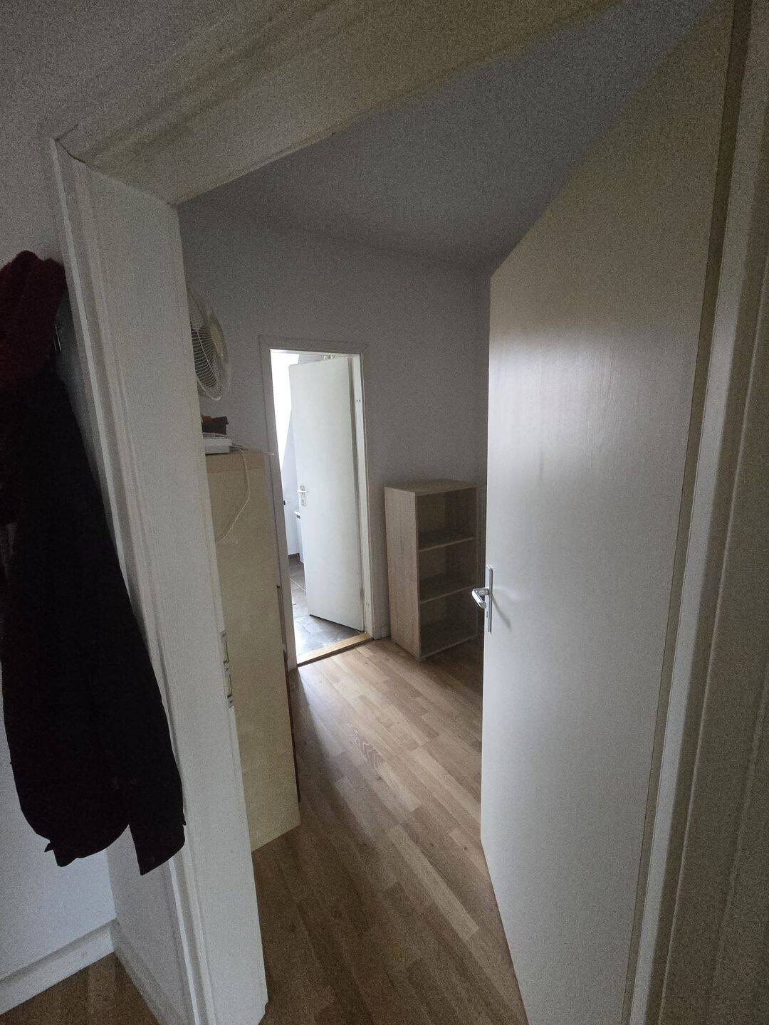 sanierte 2.5 Zimmer Wohnung Gärten h.d.V. – Nürnberg – Vorschaubild 4
