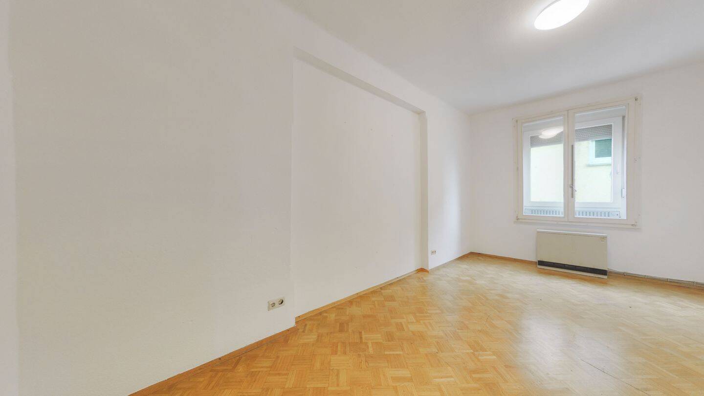 *** Großzügiger Altbau-Charme in S-Bad Cannstatt mit 4,5 Zimmern & Balkon *** – Stuttgart – Vorschaubild 2