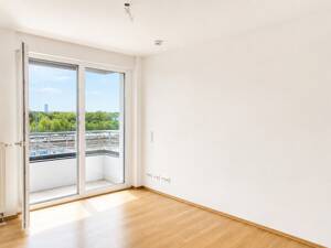 Moderne 1-Zimmer-Wohnung mit Balkon, Einbauküche und Aufzug – 80687 München – Vorschaubild 3