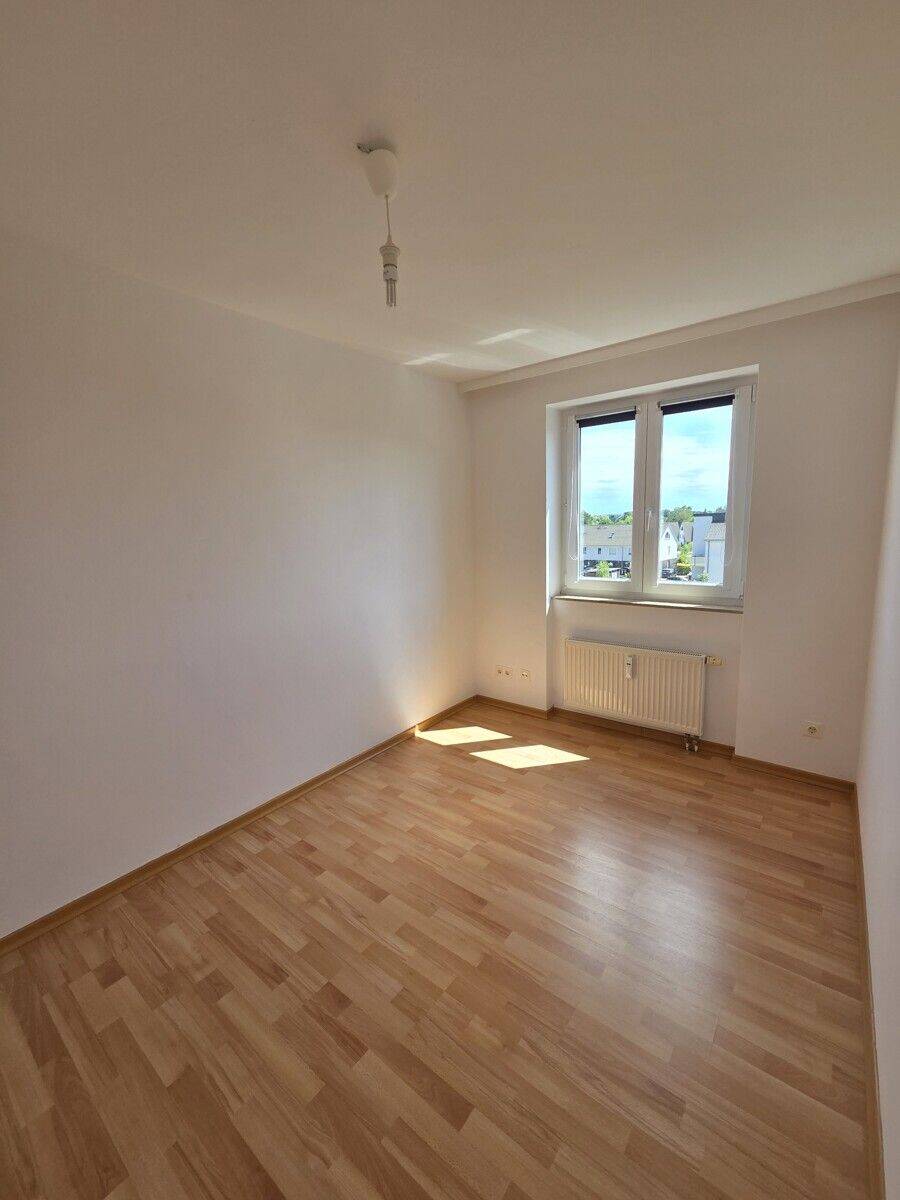 Hauptstadtmakler-Bezugsfreie Wohnung mit großem Balkon und Tiefgaragenstellplatz – Potsdam – Vorschaubild 5