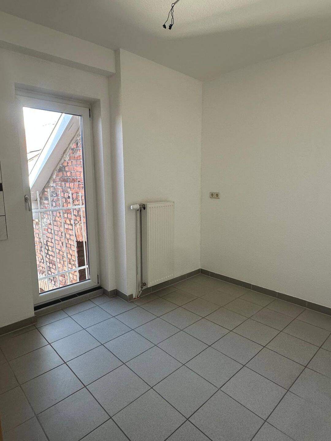 3 Zimmerwohnung mit Kaminofen und rustikalem Flair in guter Lage – Erfurt – Vorschaubild 9