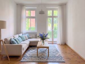 4,5-Zi.-Altbauwohnung im Winsviertel mit Ausbaupotenzial & zwei Balkonen – 10405 Berlin – Vorschaubild 2