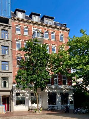 Zeughausmarkt: Attraktive und großzügige Altbauwohnung mit Balkon und Elphi-Blick – 20459 Hamburg – Vorschaubild 2