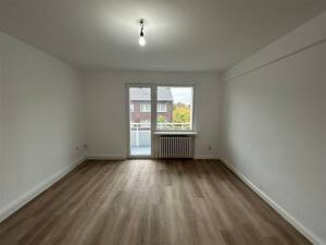 Renoviertes Wohnen! Bezugsfreie 3-Zi-Whg mit Balkon – 47137 Duisburg – Vorschaubild 4