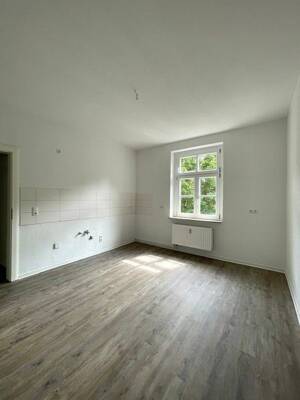 Frisch renovierte 2-Zimmer-Wohnung im Altbau! – 7743 Jena – Vorschaubild 3