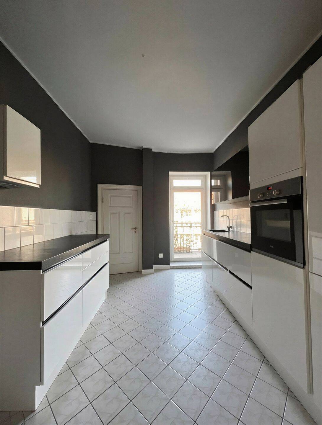 +++ 4 Zimmerwohnung mit Balkon im Zentrum Nord +++ 5,5 % Abschreibung – Leipzig – Vorschaubild 4