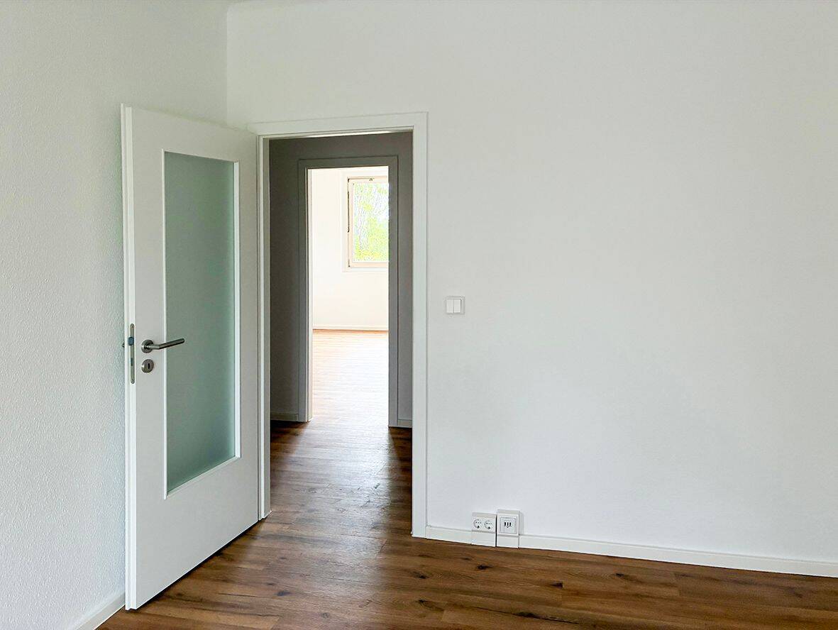 2-Raum-Wohnung mit großer Loggia im Grünen – Leipzig – Vorschaubild 5