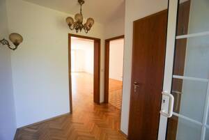 Düsseldorf-Lichtenbroich: Reihenendhaus in familienfreundlicher Lage – 40472 Düsseldorf – Vorschaubild 2