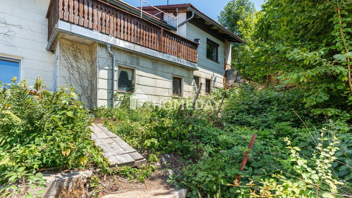 Familienhaus mit 210 m² Wohnfläche und acht Zimmern in naturnaher Lage – Tittling – Vorschaubild 4