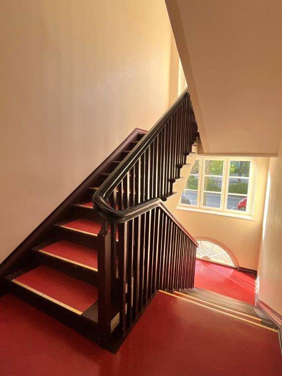 ca. 5 m² Süd/Ost Balkon am Breitenbachplatz – Berlin – Vorschaubild 6