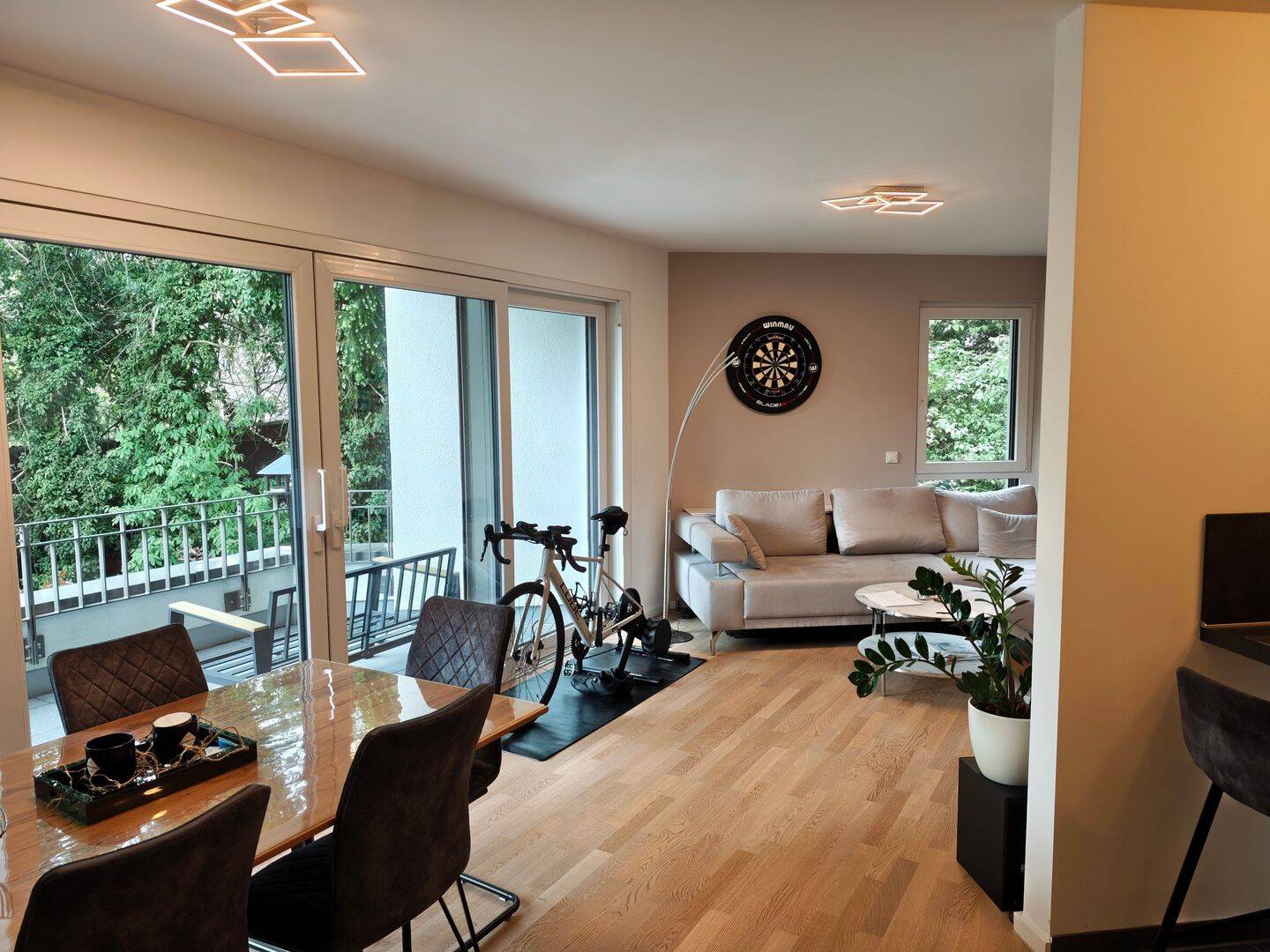 2-ZKB Wohnung mit Balkon, Fahrstuhl und TG-Stellplatz in ruhiger Lage, Zweitbezug – Saarbrücken – Vorschaubild 3
