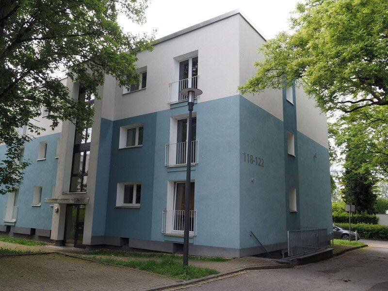 AC-Zentrum/West/Hörn: Schöne große 3-Zi.-Whg. m. Balkon in sehr ruhiger grüner Stadtlage