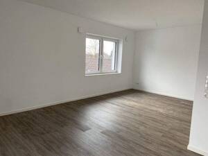 moderne Neubau 3 Zimmer Penthouse-Wohnung mit Einbauküche, nach KFW 55 Standard mit Erdwärmeheizung – 27299 Langwedel – Vorschaubild 5