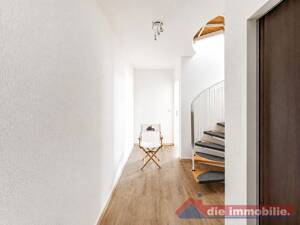 *** Wohnen auf zwei Ebenen: 3-Zimmer-Maisonette mit Balkon und Parkanlage *** – 39124 Magdeburg – Vorschaubild 2