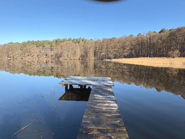 Perfektes Refugium, besondere Gelegenheit! ehemal. Schulhaus direkt am See in der Uckermark -