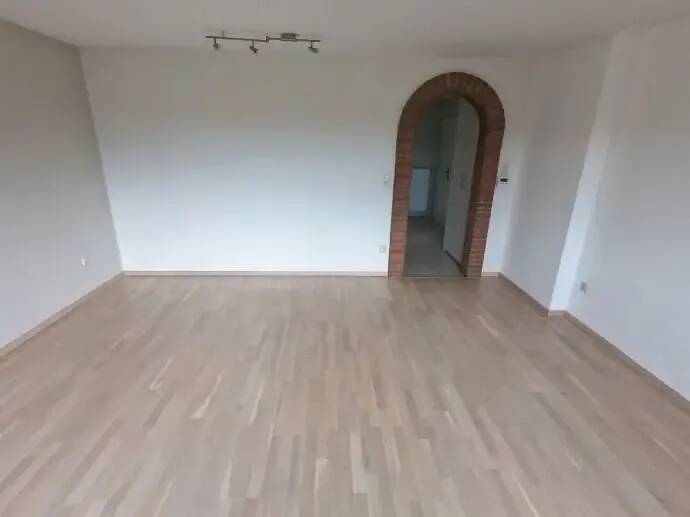 Renovierte und sanierte 2,5-Zimmer-DG-Wohnung mit herrlichem Ausblick! – Gelsenkirchen – Vorschaubild 6