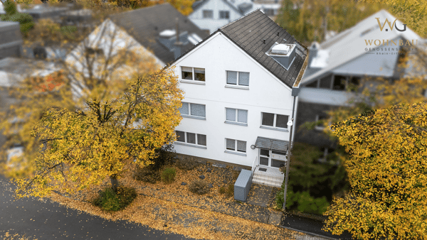 Dachgeschosswohnung in 50859 Köln mit 95 m² kaufen
