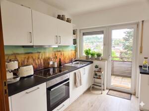 Über den Dächern von Stuttgart-Süd: Gemütliches DG-Juwel mit Balkon und Traumaussicht! – 70199 Stuttgart – Vorschaubild 5