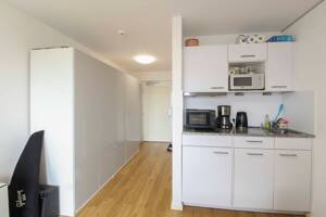 Helles 1-Zimmer-Apartment mit Balkon in moderner Wohnanlage. – 81735 München – Vorschaubild 7