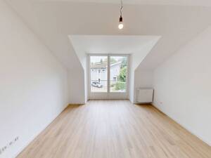 Frisch renoviert und sofort verfügbar - 2-Zimmer-Wohnung mit Balkon – 22559 Hamburg – Vorschaubild 3
