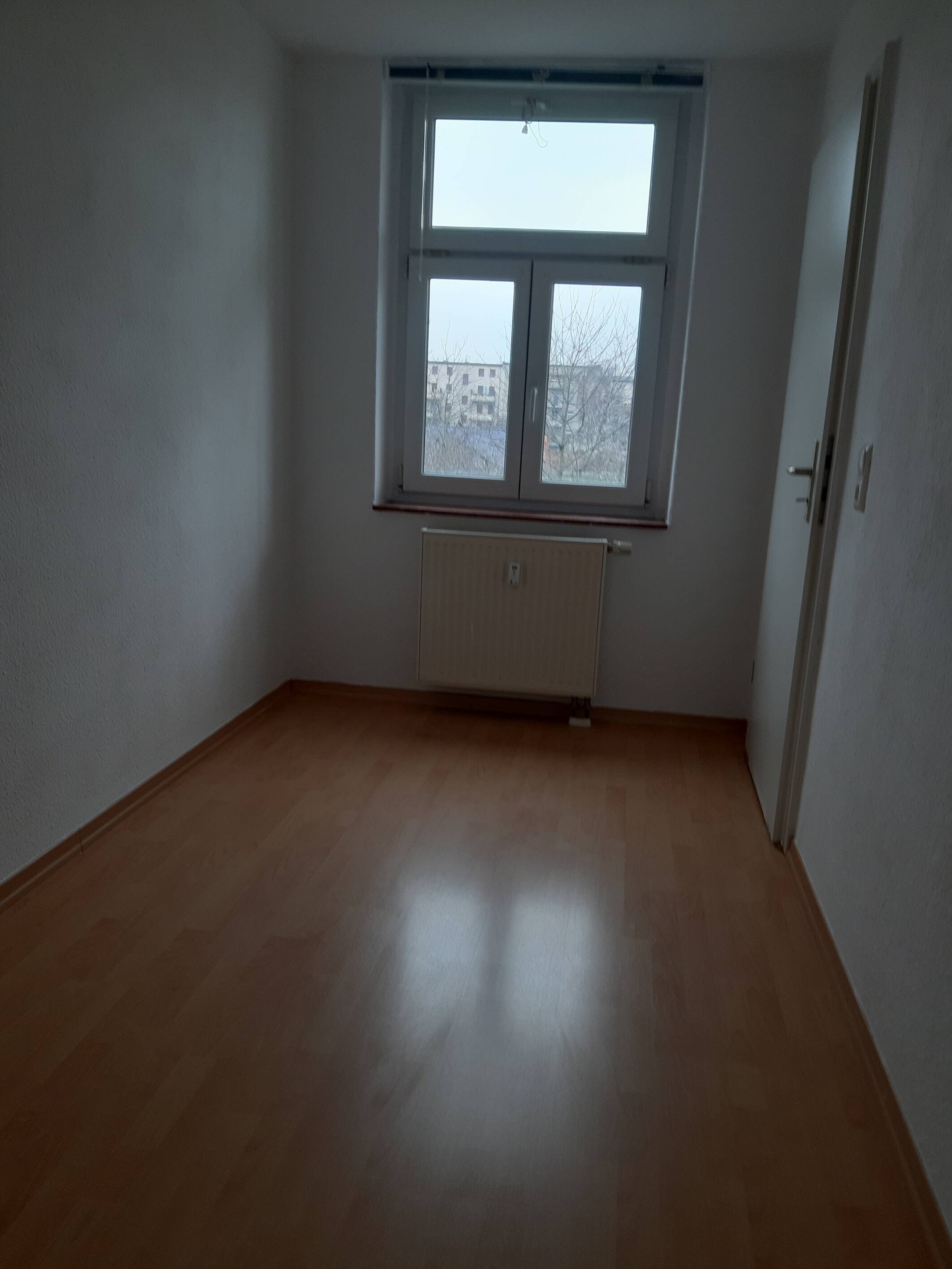 Charmante 2-Zimmer-Wohnung mit Balkon im Grünen – ruhig & zentral in Magdeburg-Sudenburg ab sofort zu vermieten – Magdeburg – Vorschaubild 5