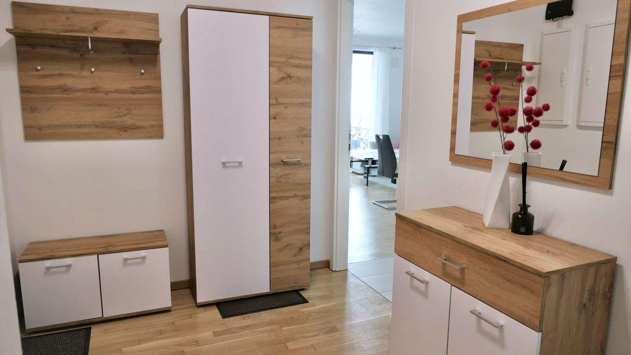 City-Oase am Spittelmarkt: Stilvolle 2-Zimmer-Wohnung mit Loggia & Smart-Home-Komfort – Berlin – Vorschaubild 5