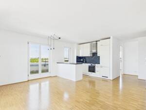 Lichtdurchflutete Dachterrassenwohnung mit unverbaubarem Skyline-Fernblick – 81829 München – Vorschaubild 3