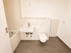 antaris Immobilien GmbH ** Einziehen, ankommen, wohlfühlen - diese 4-Raum Wohnung überzeugt! ** – 99085 Erfurt – Vorschaubild 9