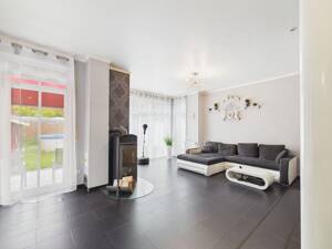 Zuhause für die ganze Familie: Freistehendes Einfamilienhaus mit Sauna und Garten – 26133 Oldenburg – Vorschaubild 2