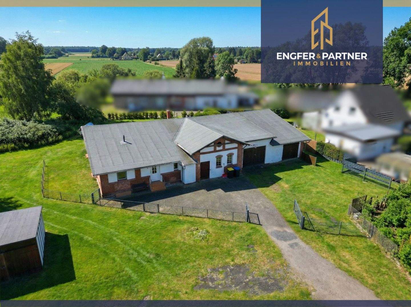 Historisches Bauernhaus mit zwei Wohneinheiten und großem Ausbaupotenzial! – Rövershagen – Bild 1 von 9